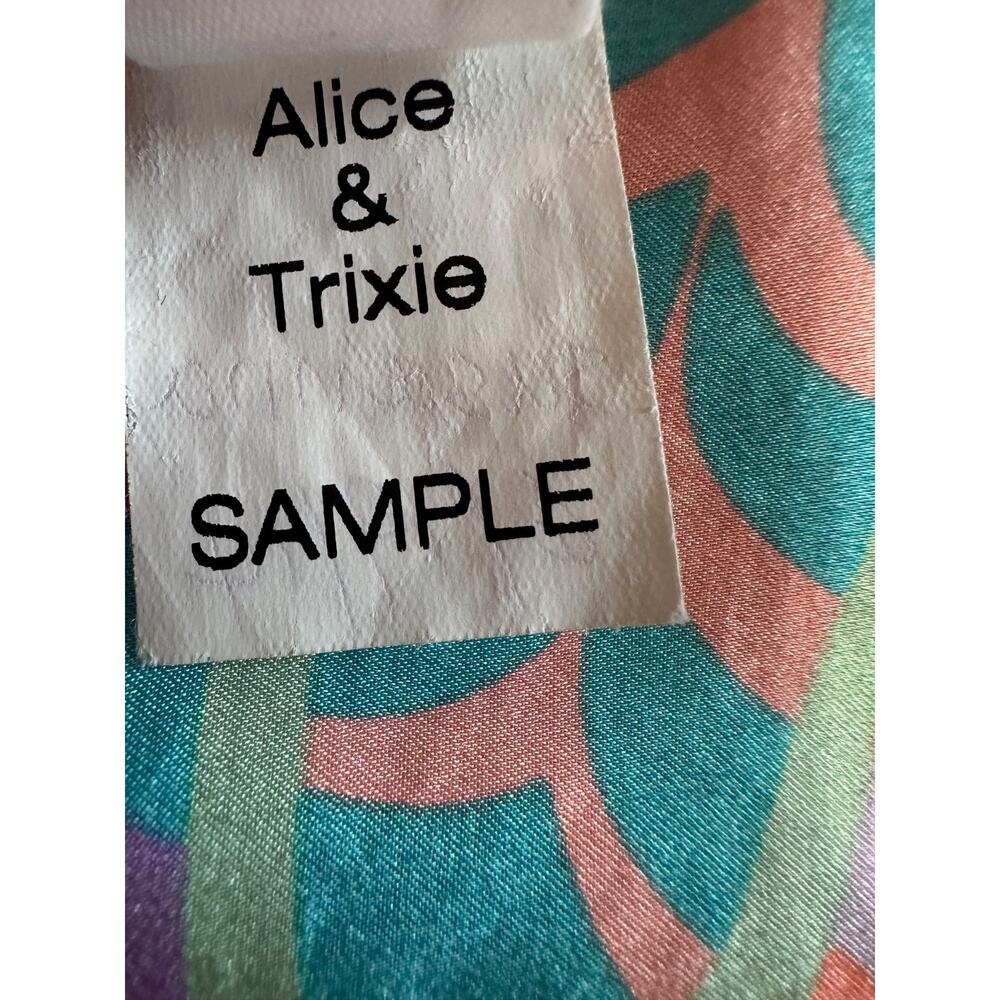 Alice & Trixie 100% Pastel Silk Open Front Kimono Sample Paisley Geo Top Size S - Picture 14 of 15